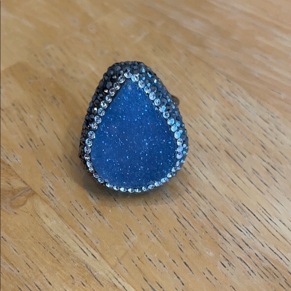 Ring - Picture 2 of 4